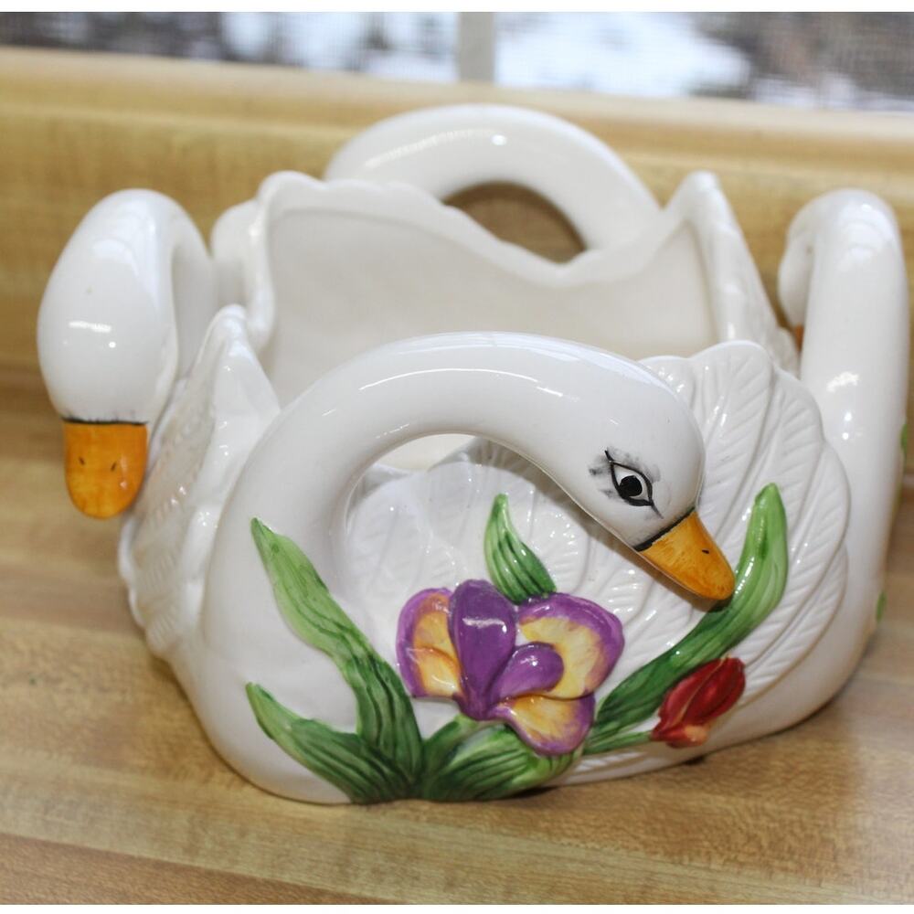 Vintage Three Headed Swan Planter.